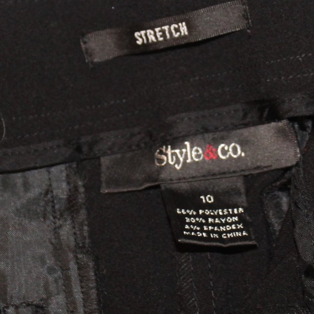 Casual Black Bermuda Short - Picture 3 of 3